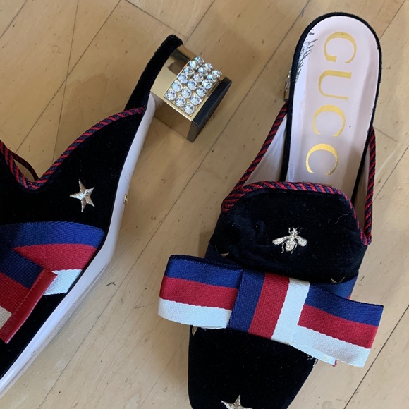 GUCCI Black velvet, web bow, bee/star mule, 40/10. PG - Picture 2 of 9
